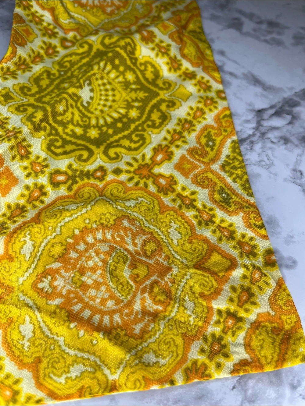 Vintage Authentic 60/70s scarf paisley print 5x40
